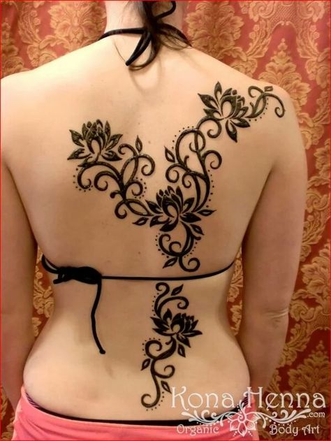 Henna Tattoo Back, Back Henna, Henna Ink, Celestial Elements, Henna Inspired Tattoos, Henna Tattoo Hand, Henna Tattoo Designs Hand, Henna Art Designs, Simple Henna Tattoo