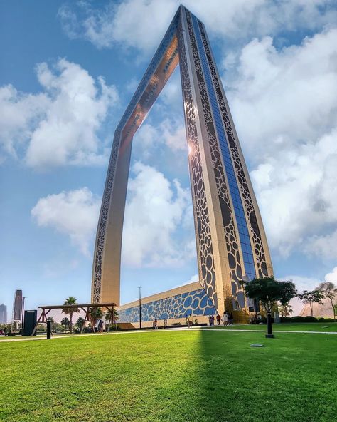 World's largest Frame The Frame Dubai, Frame Dubai, Dubai Frame, Real Estate Infographic, Higher Art, Global Village, Create Picture, Art Theme, Cultural Activities