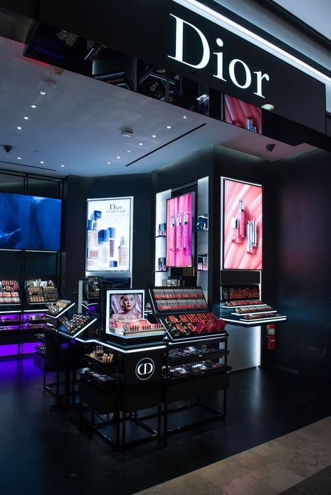 Dior Beauty Valley Fair | chelseapearl.com #beauty #luxury #dior Dior Store, Valley Fair, Dior Shop, Fashion Showroom, Dior Cosmetics, Dior Forever, Perfume Store, Luxury Cosmetics, Stall Designs