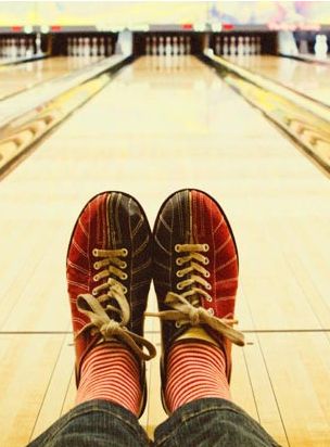 i will, one day, steal that pair of Bowling Shoes i've always wanted. Bowling Pictures, Bowling Outfit, Shoes Girl, Bowling Shoes, Style Inspiration Casual, Bowling Ball, April 2012, Girl Shoes, Danner Mountain Light Boot