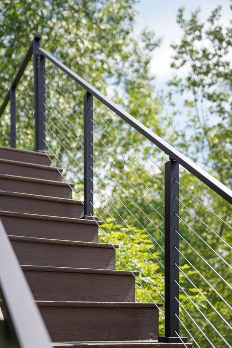 Cable Railing Front Porch, Railing Front Porch, Curved Balcony, Modern Staircase Railing, Cable Stair Railing, Florida Beach Homes, Beach View House, Modern Staircases, Cable Railing Deck