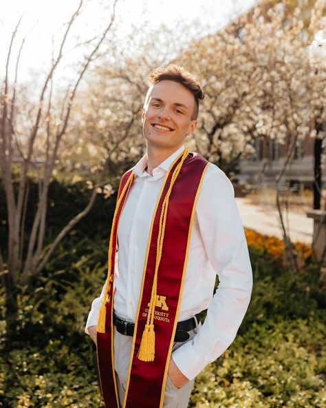 congrats to all the iconic UMN grads who had their commencement ceremonies over the past week!! so happy you all got to finally walk across a stage for your graduation 🎓🍾🥂 but we’re gonna keep the party going over here bc BOY OH BOY do i have more grads to share (exhibit a. sam mims bc look at him !!!) #graduationpictures #umn #gradpics #mnseniorphotographer #minneapolisphotographer Graduation Boy Pictures, Men Graduation Pictures Posing Ideas, Boy Grad Picture Poses, College Grad Pics For Guys, College Grad Photos Men, Boys Graduation Pictures, Mens Graduation Pictures, College Grad Photoshoot Male, Boy Graduation Pictures