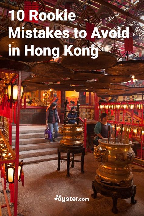 Towering skyscrapers, intense street life, and high prices -- Hong Kong can seem intimidating at first glance. While it's easier to tackle than Tokyo, and more organized than Bangkok or Ho Chi Minh City, there's still enough here to confuse any newcomer.  Not to worry. We have 10 travel tips so you'll avoid looking like a rookie tourist when you touch down in Hong Kong. Summer Outfits Hong Kong, Places To Visit In Hong Kong, Hongkong Outfit November, Hongkong Disneyland Ootd, Hongkong Ootd Summer, Hong Kong Style Fashion, Hongkong Outfit Travel Summer, Hongkong Disneyland Outfit Summer, Hong Kong Outfit Ideas