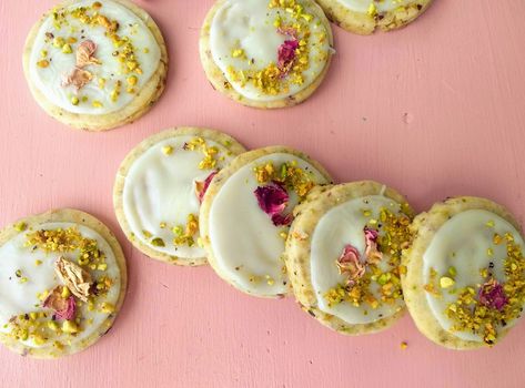 Pistachio Rose Shortbread Cookies & how not to be a food snob Rose Pudding, Nutty Cookies, Pistachio Marzipan, Cream Ganache, Pistachio Rose, Shortbread Cookies Easy, Whipped Shortbread Cookies, Cookie Pictures, Strawberry Rose