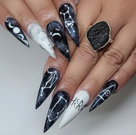 Constellation Nails, Astrology Nails, Moon Nails, Makeup Aesthetic, Glam Nails, Aesthetic Makeup, Constellations, Nail Inspo, Astrology