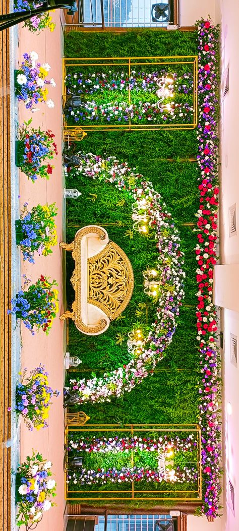 Marriage Background Decoration, Stage Decorations Reception, Indian Reception Stage Decor, Wedding Decorations Indian Stage, Marriage Stage Decoration Weddings, Weeding Decoration Inside, Engagement Backdrop Indian, Engagement Decorations Indian Stage, Hindu Marriage Decoration Stage