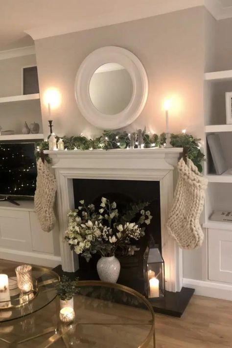 If you have a fireplace in your living room, it’s time to make it central stage in your interiors with these Christmas fireplace decor ideas. I LOVE an original fireplace in a home as they add that period authenticity to a period property whilst creating a gorgeous focal point in a room. Continue >>