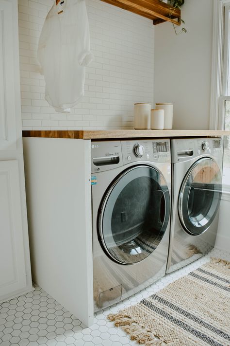 How to Build a Laundry Room Countertop - House On Longwood Lane Butcher Block Countertops Laundry Room, Subway Tile Laundry Room, Neutral Laundry Room, Laundry Room Countertop, White Laundry Rooms, Room Storage Diy, Laundry Room Flooring, White Laundry, Laundry Room Renovation