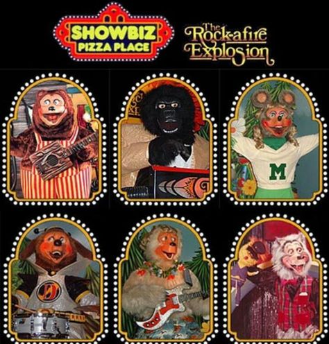 Showbiz Pizza Place before Chuck E Cheese took over. I'm surprised I wasn't terrified of these characters, but it was also a super special treat going there. Loved the pizza, but the games were even better! Showbiz Pizza Place, Showbiz Pizza, Circus Characters, Chuck E Cheese, 80s Nostalgia, Back In My Day, Good Ole Days, Pizza Place, 90s Childhood