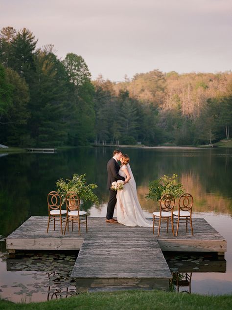 lakeside ceremony | Davy Whitener Wedding Ceremony Ideas, Micro Wedding Venues, Dock Wedding, Pond Wedding, Lake House Wedding, Small Weddings Ceremony, Majlis Perkahwinan, Fall Farm, Cottage Wedding