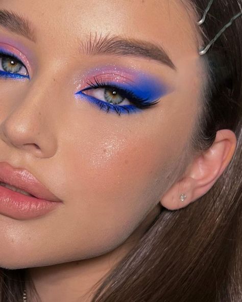 Maquillage On Fleek, Vibrant Makeup, Bold Eye Makeup, Bold Makeup Looks, Unique Makeup, Makijaż Smokey Eye, Eye Makeup Designs, Colorful Eye Makeup, Fancy Makeup