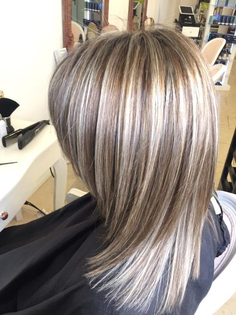 Natural Ash Blonde, Perfect Hair Color, Covering Gray Hair, Silver Hair Color, Brown Hair With Blonde Highlights, Blending Gray Hair, Honey Blonde Hair, Ash Blonde Hair, Haircuts For Medium Hair