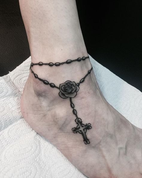 Rosary Anklet Tattoo | Tattoo Ideas and Inspiration | free.mind.tattoo Rosary Tattoo On Ankle, Rosary Ankle Tattoos, Bead Tattoo, Mine Tattoo, Rosary Bead Tattoo, Anklet Tattoo, Mind Tattoo, Ankle Tattoo Ideas, Middle Finger Tattoos