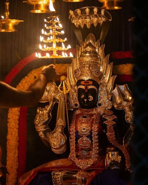 Goddess Tripura Sundari – The Fierce Form of Divine Shakti Maa Tripura Sundari, Maa Lalita Tripura Sundari, Tripura Sundari Goddesses, Lalita Tripura Sundari, Adi Parashakti, Maa Photo, Lalitha Sahasranamam, Goddess Shakti, Tripura Sundari