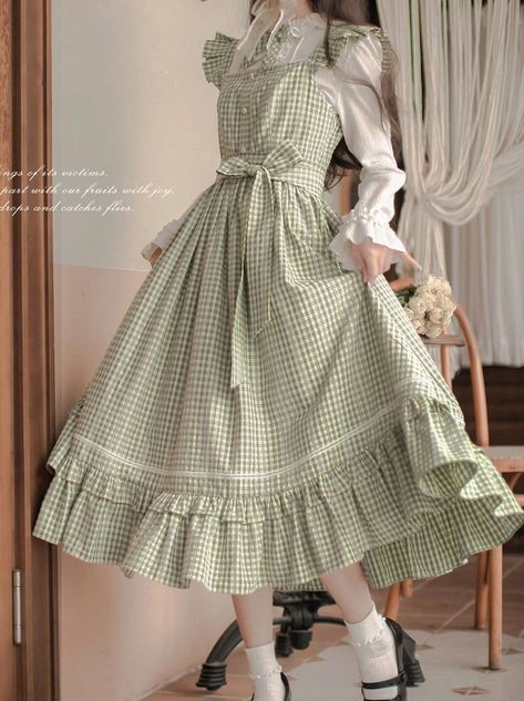 Cottage Style Dress, Cute Green Outfits, Ruffled Collar Shirt, Ruffle Collar Shirt, Dress Ribbon, Sew Dress, French Dress, Dress Bow, Modest Dresses Casual