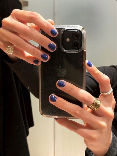 Extra Short Natural Nails, Real Short Nail Designs, Pale Hands Nail Color, Navy Short Nails, Nail Color February, Scandi Nails, Short Navy Nails, Short Gel Mani, Short Autumn Nails 2023