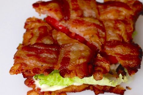 Ron Swanson, Bacon Weave, Bacon Lettuce Tomato, Classic Sandwich, Healthy Snacks Easy, Food Tips, Wrap Sandwiches, Cooking Meat, Healthy Snacks Recipes