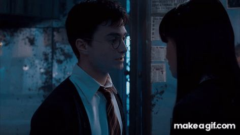 Cho And Harry Kiss, Harry And Draco Kiss, Drarry Gif, Cho And Harry, Harry And Ginny Kiss, Harry Potter Kiss, Katie Leung, Kiss Gif, Cho Chang