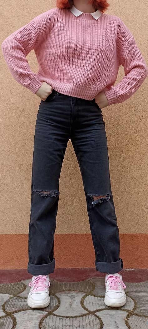 Kurta With Straight Jeans, Pink Sweater With Collared Shirt, Pink Sweater Black Jeans, Pink Ribbed Top Outfit, How To Style Light Pink Jeans, Pink Cropped Sweater Outfit, Pink Top And Black Jeans Outfit, Light Pink Shoes Outfit, Kurta With Sneakers