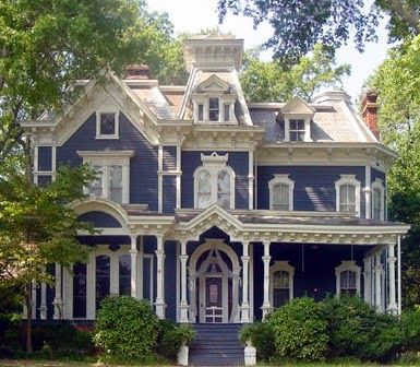 Hidden Magnolias Claremont House, Victorian Exterior, Victorian Style Homes, Victorian Mansions, Casas Coloniales, Victorian Architecture, Victorian House, House Bed, Bed Breakfast