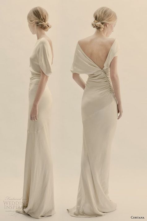 Cortana Wedding Dresses | Wedding Inspirasi Wedding Dresses Backless Fitted, Trendy Wedding Dresses, Beauty Dress, Vestidos Vintage, New Wedding Dresses, Backless Wedding Dress, White Dresses, Short Wedding Dress, Wedding Dress Inspiration