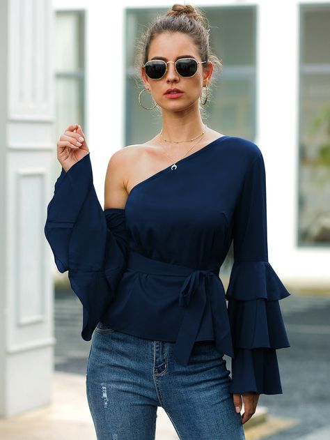 Asymmetrical Top Outfit, Evening Blouses, Belt Top, Casual Tank Tops, Asymmetrical Tops, Shoulder Shirts, Beautiful Blouses, Blouse Dress, Women Tops