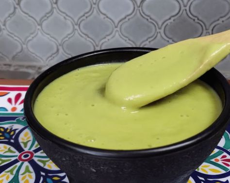 Learn more about Creamy Green Salsa from SideChef! Creamy Green Salsa Recipe, Creamy Salsa Recipe, Creamy Green Salsa, Green Salsa Recipe, Taco Day, Creamy Salsa, Mild Salsa, Cooking App, Green Salsa