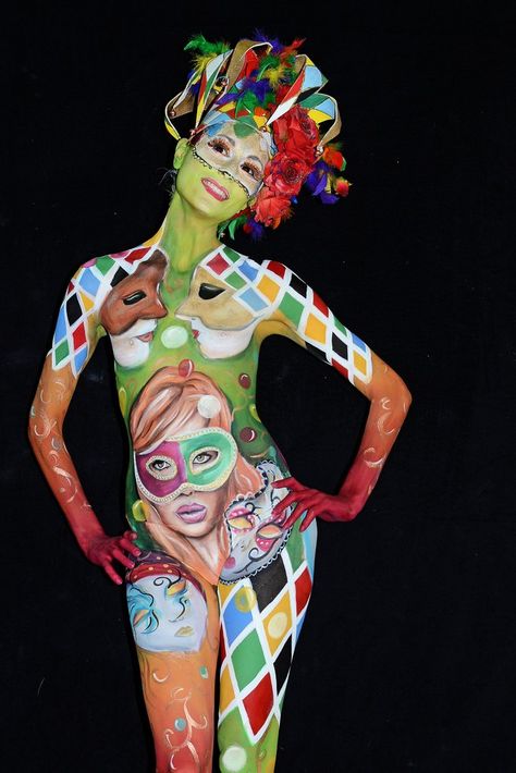 World Bodypainting Festival Pictures | POPSUGAR Beauty Skin Wars, Body Painting Festival, Female Body Paintings, Geisha Art, Painting Competition, Popsugar Beauty, Valley View, Classic Paintings, Blow Your Mind