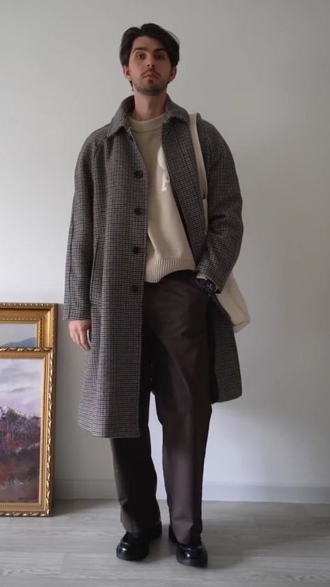 Dark Academia Outfit For Men, Art Teacher Outfits Aesthetic Male, Profesor Outfit, Law Student Aesthetic Outfit Men, Male Student Aesthetic, Professor Aesthetic Outfit Male, Men Teacher Outfits, Dark Academia Male Outfit, Formal Casual Outfits Mens