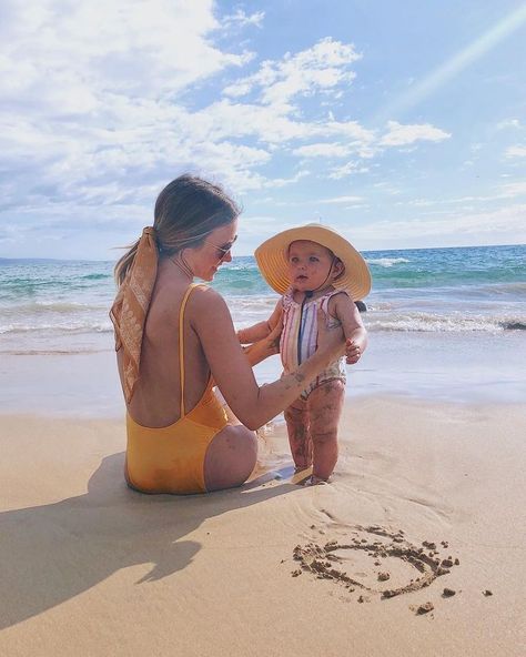 Geek Outfit, Strand Foto's, Moms Goals, Foto Tips, Foto Baby, Foto Poses, Beach Baby, Beach Photoshoot, Baby Family