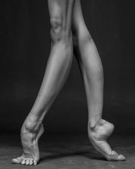 <<Maria Khoreva (Vaganova Ballet Academy)  # Photo © Darian Volkova>> Ballet Feet Exercises, Maria Khoreva, Leg Reference, Vaganova Ballet Academy, Ballet Body, Feet Drawing, Ballet Legs, Ballet Academy, Ballet Poses