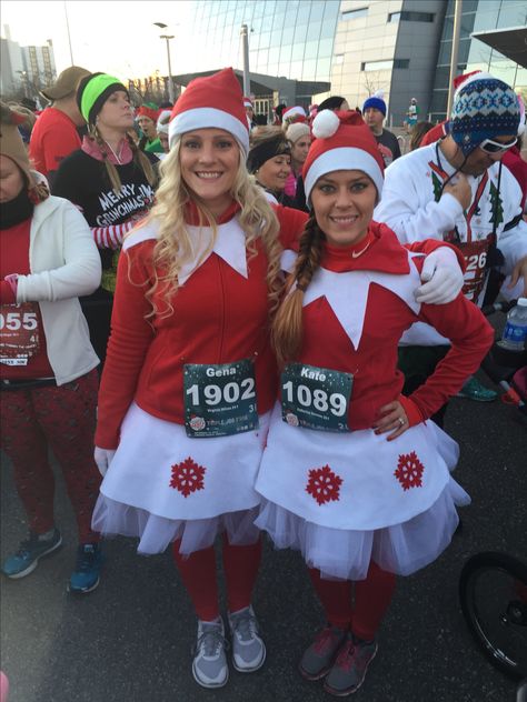 Surf 'N Santa 5Miler 2015. Elf on the Shelf Race Costumes! Elf Running Costume, Christmas 5k Outfit, Christmas 5k Outfit Running Costumes, Christmas Running Costume, Christmas Running Outfit, Walk Outfits, 5k Costume, Work Costumes, Elf Costumes