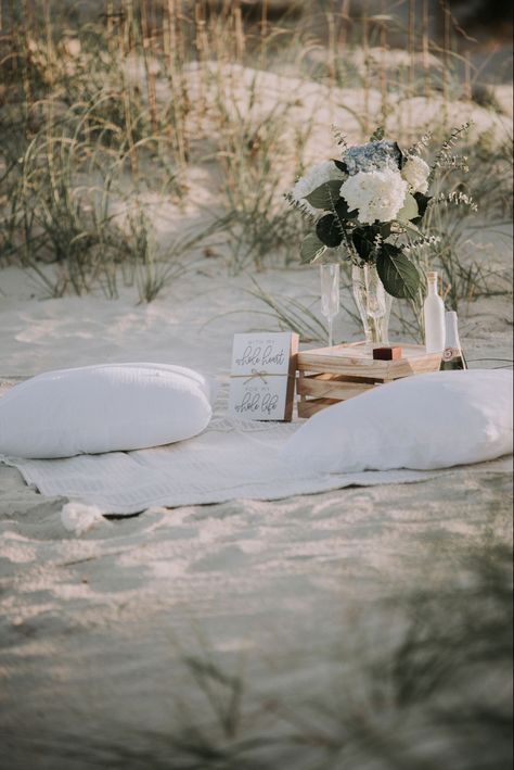 Beach Proposal Decorations, Marriage Proposal Beach, Boho Beach Proposal, Proposal Ideas Beach Simple, Beach Proposal Setup Romantic, Simple Engagement Setup, Private Beach Proposal, Dream Proposal Beach, Beach Engagement Proposal Ideas