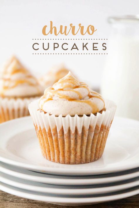 Spanish Cupcakes, Insane Cupcakes, Clean Eating Pumpkin Recipes, Creative Baking Recipes, Twix Cupcakes, Mojito Cupcakes, Churro Cupcakes, Cinnamon Cupcakes, Desert Ideas