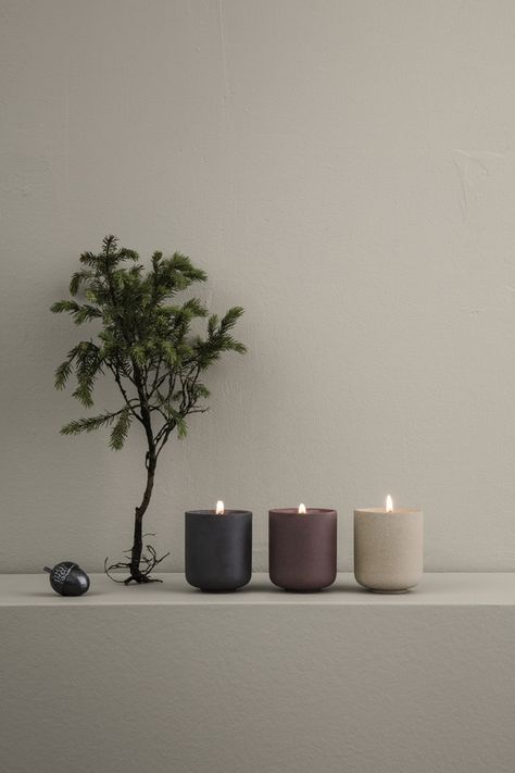 Candle Photography Ideas, Candle Photoshoot, Minimalist Holiday Decor, Lilin Aroma, Soya Mumu, Candle Projects, Design Café, Candles Photography, Easy Christmas Decorations