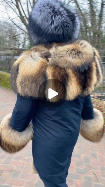 Fur Trade, Quilted Parka, Mens Fur, Real Fur Coat, Fur Parka, Fur Hat, Fur Hood, Fur Fashion, Real Fur