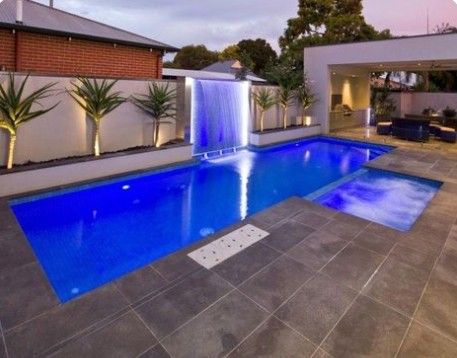 Pool Patio Designs, Pool Lighting, Indoor Swimming Pool Design, Concrete Swimming Pool, Indoor Pools, Swimming Pool Landscaping, Pool Water Features, Pool Landscape Design, Cool Swimming Pools