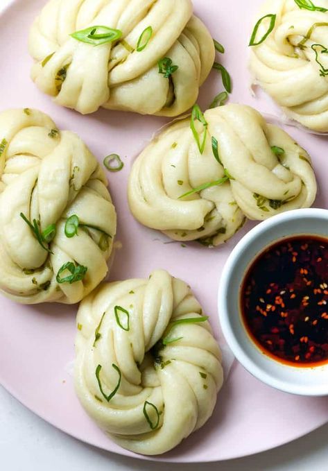 Vegan Dim Sum, Scallion Buns, Steamed Food, Vegan Fried Chicken, Dim Sum Recipes, Spicy Dipping Sauce, Vegan Fries, Vegan Asian, Snacks To Make