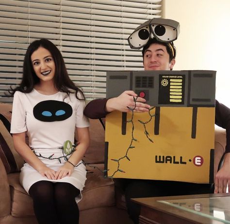 Walle And Eve Couples Costumes, Comicon Couples Costumes, Wall-e Eve Costume, Wall E Costume Ideas Diy, Walle Costume Adult, Wallie Eve Costume, Walls And Eva Costume, Wallet And Eve Costume, Wallee And Eve Halloween Costume