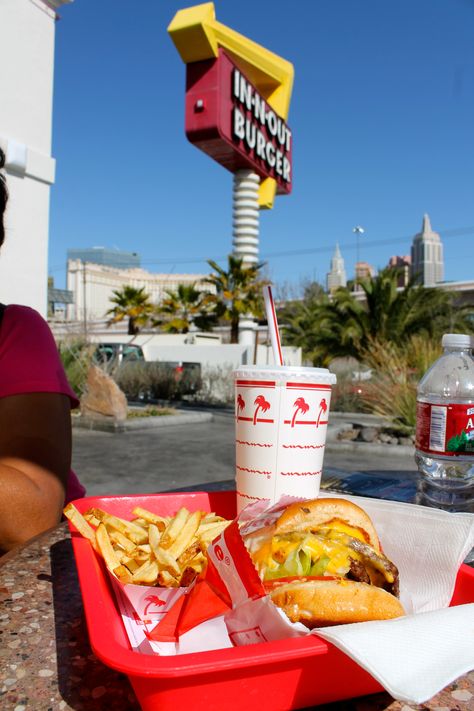 In and Out Burger!  picture taken by Andy Ramirez Essen, Las Vegas, Los Angeles, Angeles, Inn Out Burger, In In Out Burger, Aesthetic In N Out, In N Out Wallpaper, In N Out Burger Aesthetic