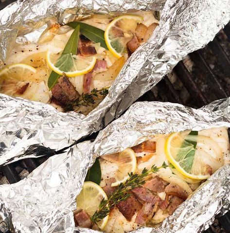 Seafood Camping Meals, Campfire Trout Recipes, Camping Salmon Foil Packets, Campfire Salmon Foil Packets, Salmon Camping Recipe, Grill Fish In Foil, Cooking Fish Over Campfire, Cooking Trout, Trout Recipes