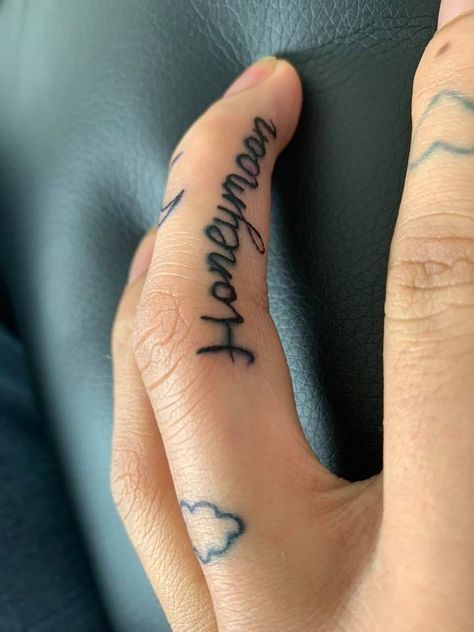 Girls Hand Tattoos, Honeymoon Tattoo, Tattoed Heart, Guardian Angel Tattoo Designs, Wolf Tattoo Ideas, Wrist Tattoos Girls, Ariana Grande Tattoo, Tattoo Wrist, Cloud Tattoo