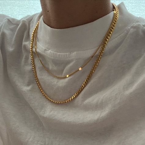 Evan Zanders, Stevie Shay, Gold Neckles, Windy City Series, Chain Aesthetic, James Sirius Potter, Liz Tomforde, Chains Aesthetic, Boys Necklace