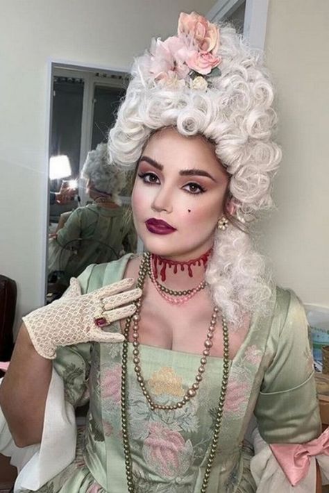 Jacqueline Jossa was the spitting image of Marie Antoinette when she dressed in a wig and elaborate dress to film Celeb Juice's Halloween special on her 28th birthday #jacquelinejossa #celebrityjuice #halloween #imacelebritygetmeoutofhere #imacelebrity #itv #queenofthejungle #eastenders #halloweencostume #makeup Marie Antoinette Costume Couple, Halloween Costumes Extravagant, Baroque Halloween Costume, Marie Antoinette Makeup Halloween, Mary Antoinette Halloween Costume, Historic Halloween Costumes, Halloween Marie Antoinette, Marie Antoinette Cosplay, Marie Antoinette Couple Costume