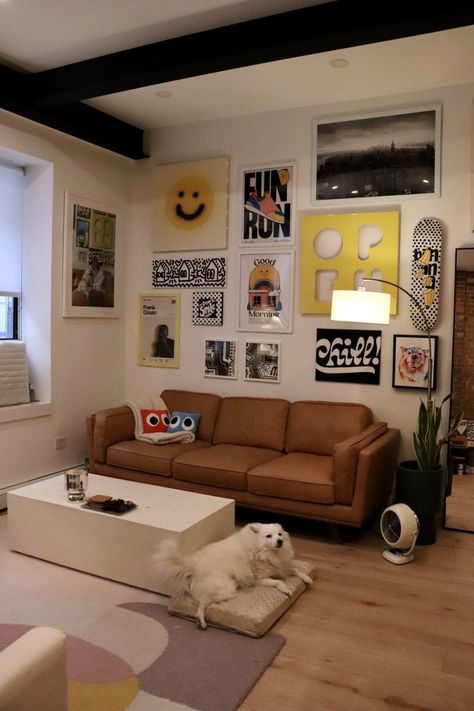 Living Gallery Wall, Gallery Wall Ideas Couch, Brown Coach Living Room, Wall Decor Apartment Living Room, Aesthetic Living Room Wall Decor, Large Wall Decoration, Studio Apartment Wall Decor, Cool Art For Wall, Over The Couch Decor Ideas