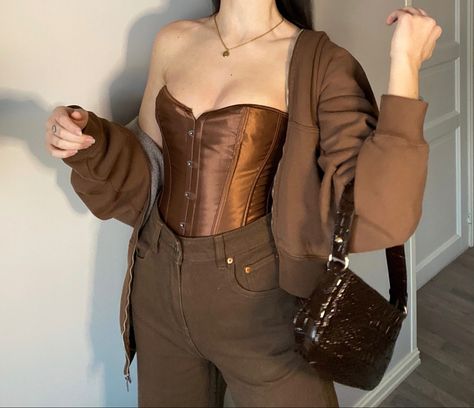 #neutralstyle #brownclothes #shein #brandymelvilleoutfits #corset #motelrocks #aliexpress Cute Corset Outfit, Brown Corset Outfit, Holidays Outfits, 2024 Holidays, Cute Corset, Brandy Melville Outfits, Brown Corset, Badass Outfit, Cream Outfits