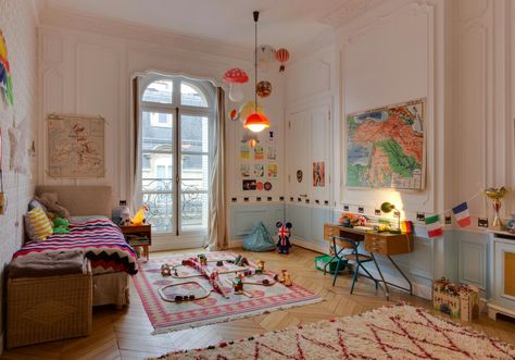 Anthropologie Kids Room, French Kids Room, Cottagecore Kids Room, Colorful Adult Bedroom, Wes Anderson Decor, Eclectic Kids Room, First Apartment Decorating, Kids Room Inspiration, Kids Interior