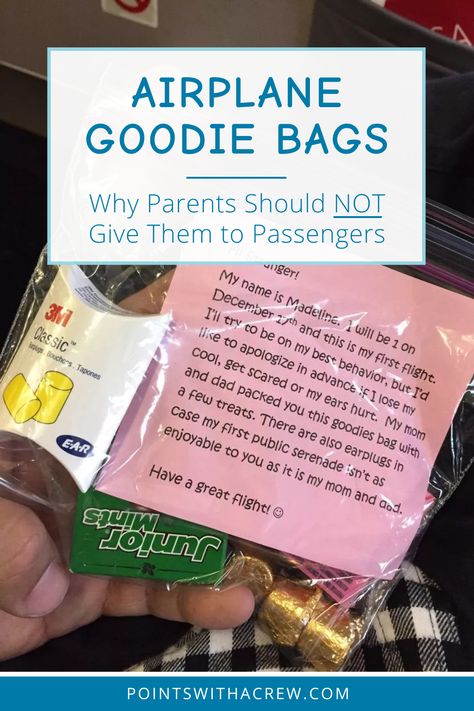 Are airplane goodie bags a good idea for parents traveling with young kids? Here's why you shouldn't give goodie bags to other passengers. First Flight Goodie Bags, Family Vacation Goodie Bags, Travel Care Package Airplane, Kids Airplane Bag, Flight Attendant Goodie Bags, Travel Goodie Bags For Adults, Travel Goodie Bags, Travel Care Package, Baby On Plane