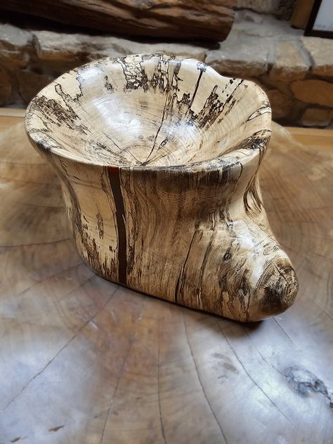 Acacia wood bowl