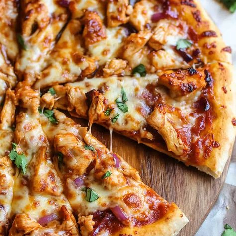 BBQ Chicken Pizza - Chicken Feta Pizza, Healthy Bbq Chicken Pizza, Bbq Chicken Pizza Recipe, Feta Pizza, Best Bbq Chicken, Barbecue Chicken Pizza, Recipes Pizza, Bbq Pizza, Pineapple Pizza